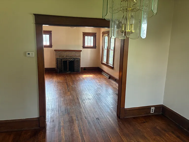 2318 Anderson St — Photo 10