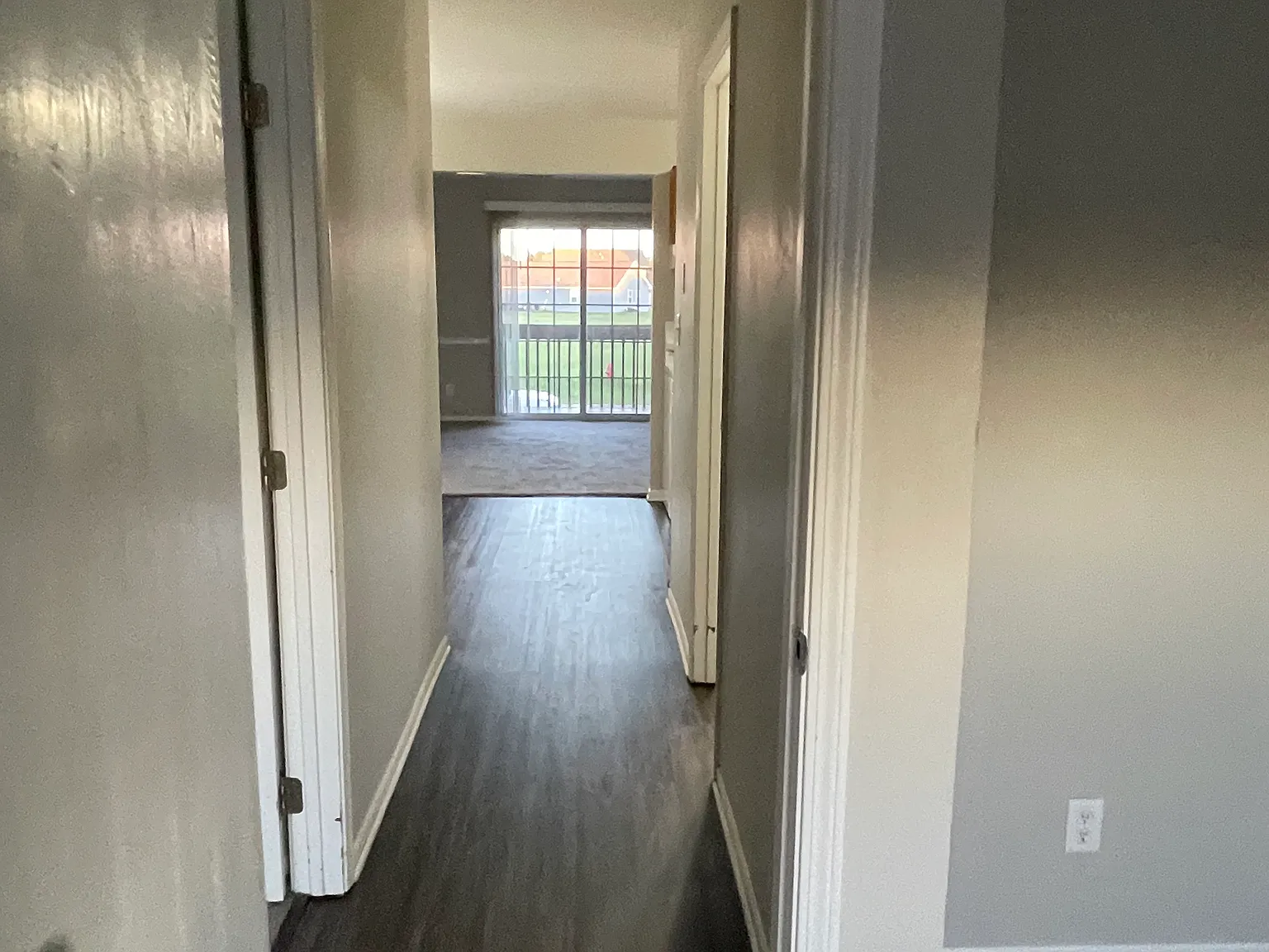 2 bed, 900 sqft, $1,400 — Photo 3