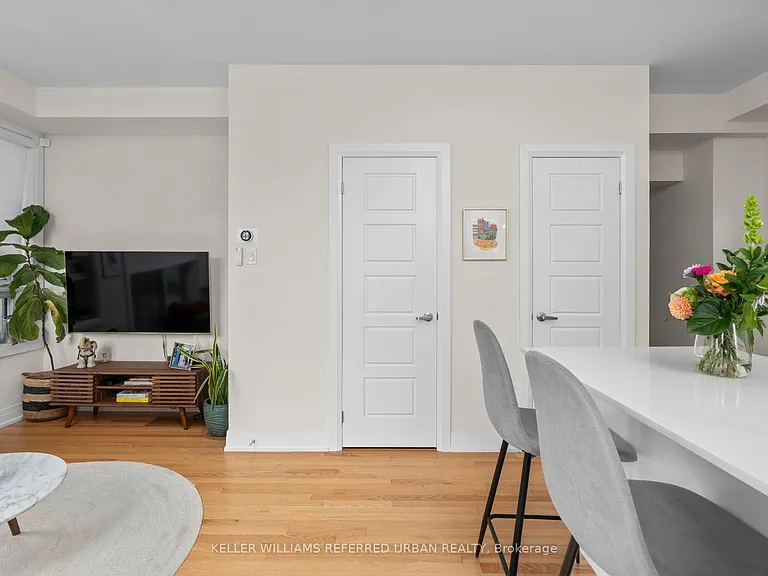 713 Lawrence Ave W #1 — Photo 4