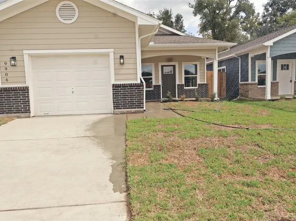 9906 Dipping Brook St, Houston, TX 77076