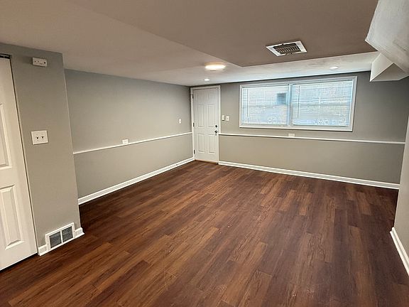 2nd image of 1514 East Ave #G