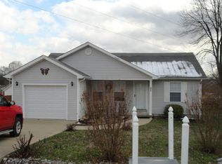 130 Stonewall Ct, Bowling Green, KY 42101