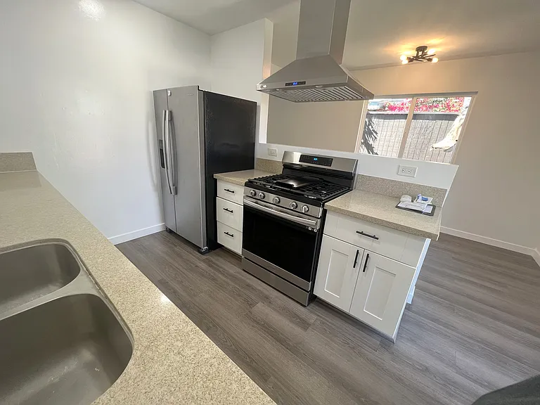 3572 Nile St — Photo 23