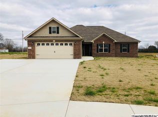 125 Azuba Ct, Hazel Green, AL 35750