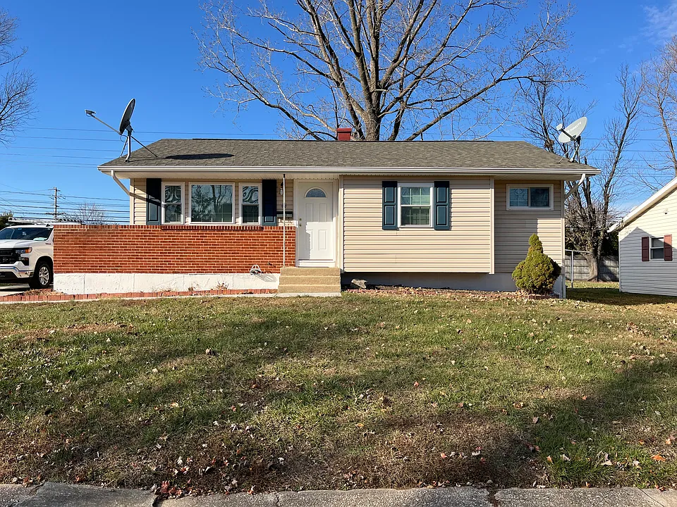 44 Lynch Farm Dr