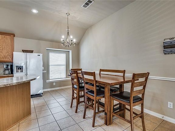 4th image of 5108 Sweetgum Ct
