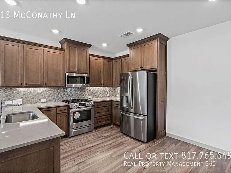 313 McConathy Way — Photo 7