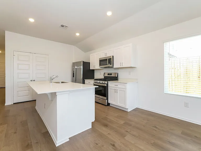 10057 Blackjack Rd — Photo 6