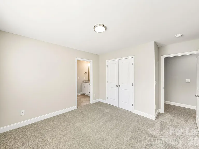 11507 Valley Oaks Ln — Photo 20