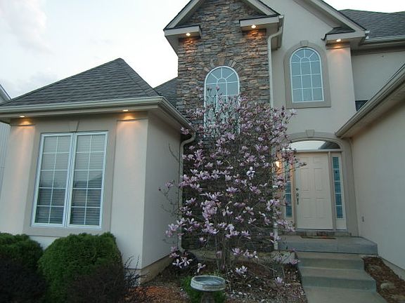 2nd image of 2616 S Stoneridge Ct