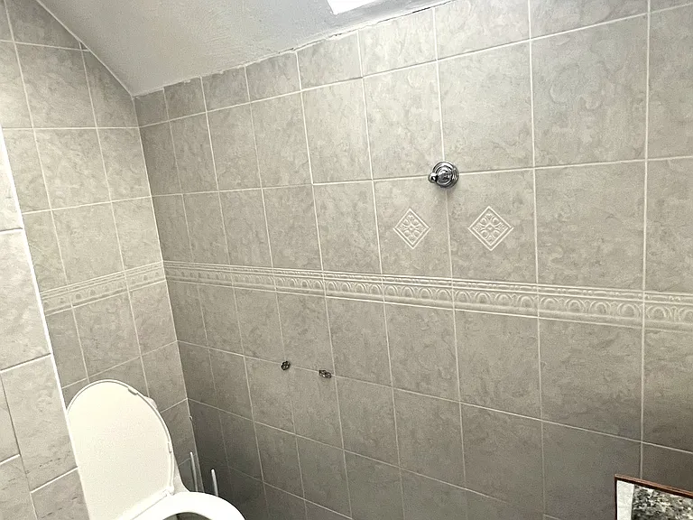 15 Locust St #3 — Photo 17