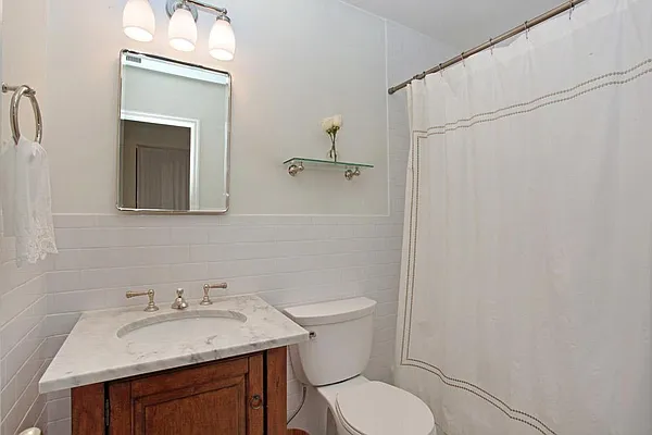 Rented by Corcoran | media 4