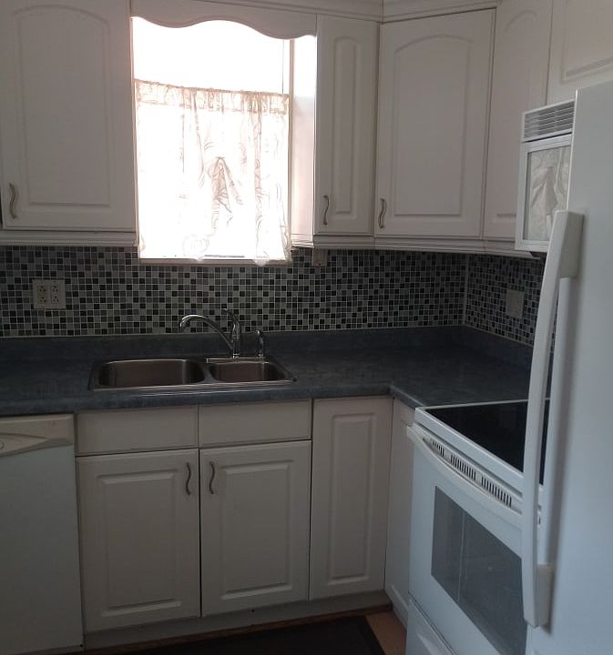 2nd image of 210 William St