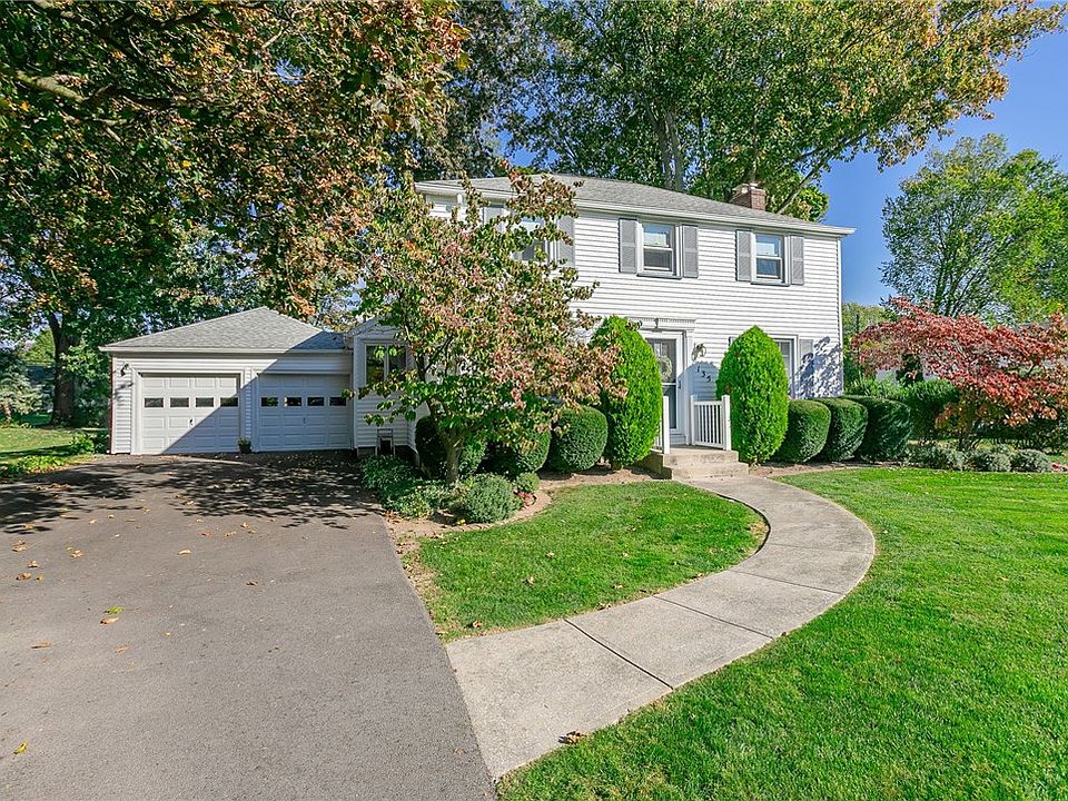 135 Ridgemont Dr, Rochester, NY 14626 | Zillow