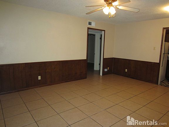 5th image of 1216 N 8th St APT 28