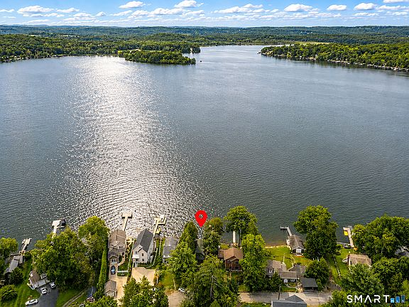 2nd image of 144 Island Trail