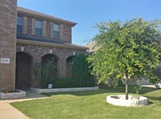 5725 Sapphire Pool Trl, Fort Worth, TX 76244