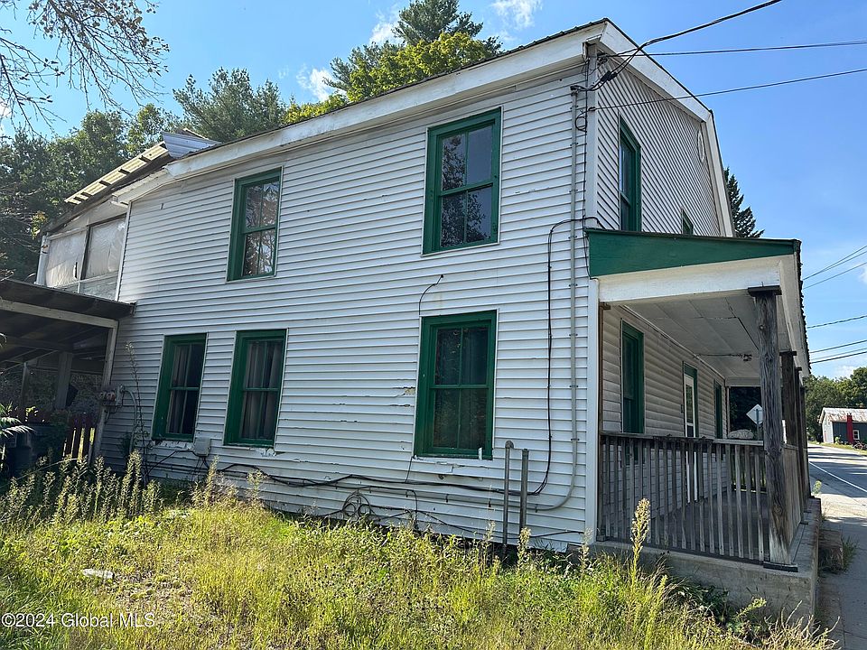 2nd image of 19 Olmstedville Road