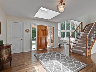 15570 W Rockland Rd, Libertyville, IL 60048 | Zillow