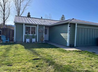1413 Placer Dr, Yreka, CA
