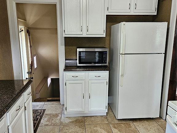 4th image of 6303 Morningside Dr