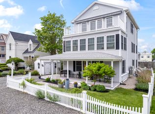 30 Parlin Dr, York, ME 03909