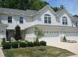 705 Waterberry Ct, Avon Lake, OH 44012