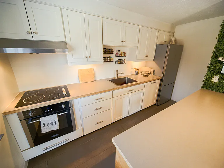 1008 N Corona St #301 — Photo 8