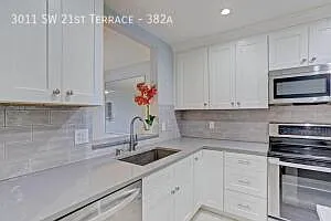 3011 SW 21st Terrace Waterfront — Photo 1