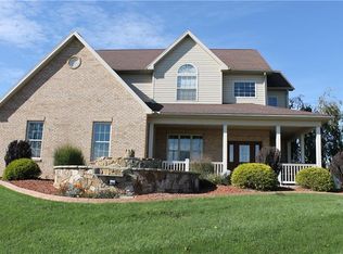 541 Shannon Dr, Mount Pleasant, PA 15666