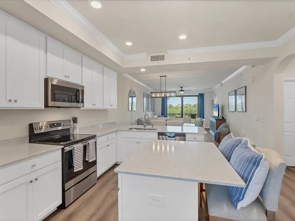 17520 Gawthrop Dr, Bradenton, FL