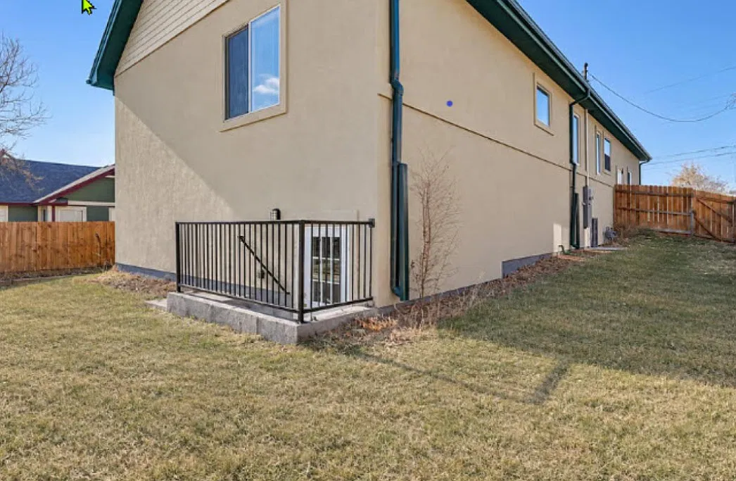 2 bed, 2000 sqft, $2,000 — Photo 2