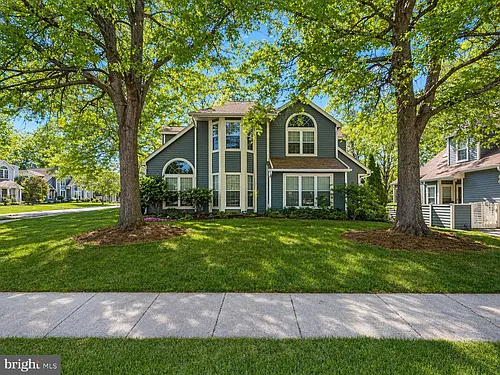 982 Yachtsman Way Photo 1