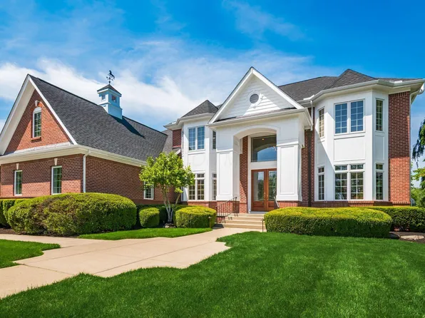 7828 Tartan Fields Dr, Dublin, OH 43017
