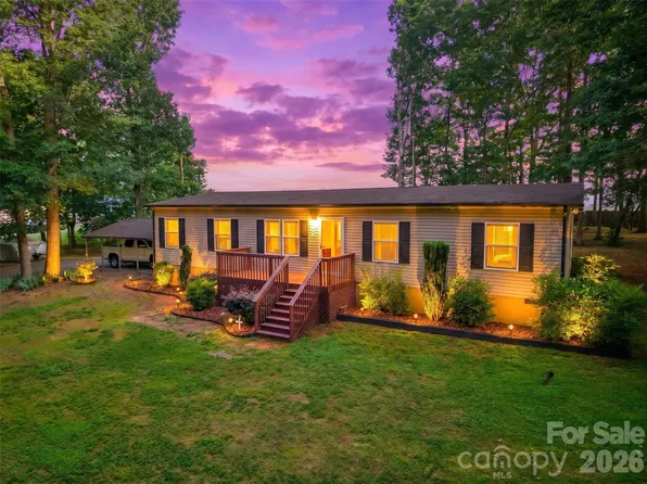 975 Jay Burke Rd, Taylorsville, NC 28681