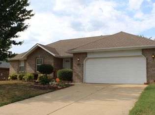 3515 W Vincent Dr, Springfield, MO 65810