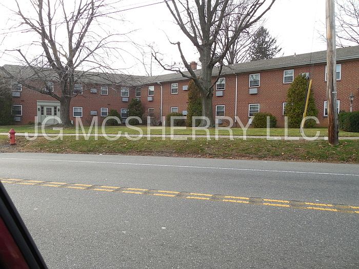 1st image of 7700 Oxford Ave APT 18