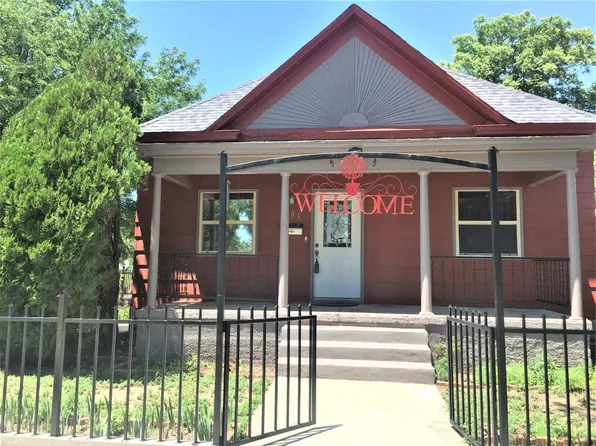 601 N 12th St, Garden City, KS 67846