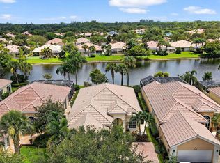 8228 Xanthus Ln, Wellington, FL 33414