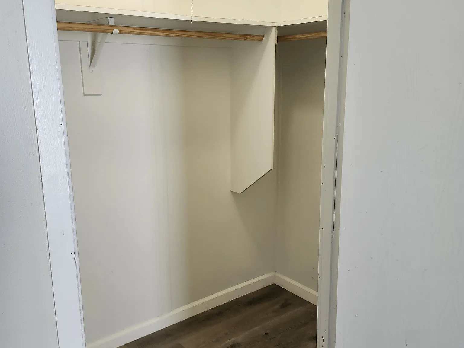 3 bed, 1100 sqft, $3,000 — Photo 3