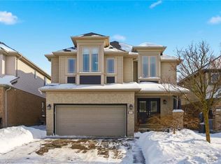 117 Simmonds Dr, Guelph, ON N1E 7L8