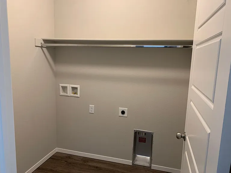 2001 S Amarillo Dr — Photo 13