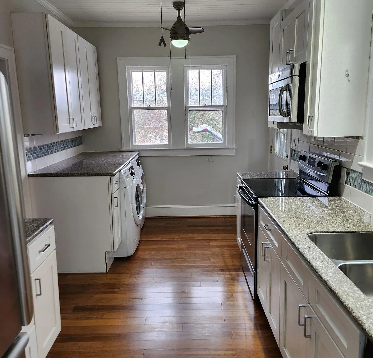 310 S Cherry St — Photo 4