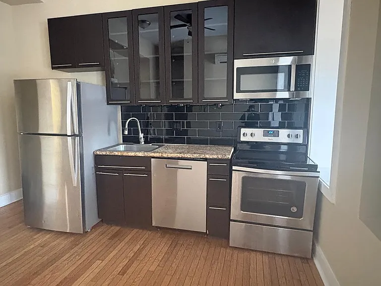 330 Cecil B. Moore Ave — Photo 24