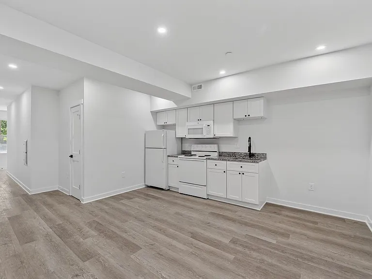 1321 Anacostia Rd SE — Photo 37