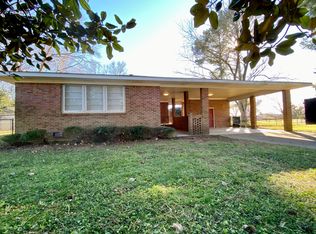 105 Park Ln, Athens, AL 35611