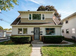 5176 N 72nd St, Milwaukee, WI 53218