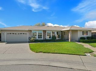 31 Westlite Ct, Sacramento, CA
