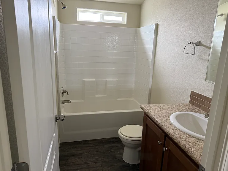296 N Hope Ave #51 — Photo 7