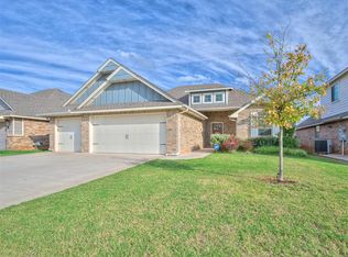 1001 NE 34th Ter, Moore, OK 73160